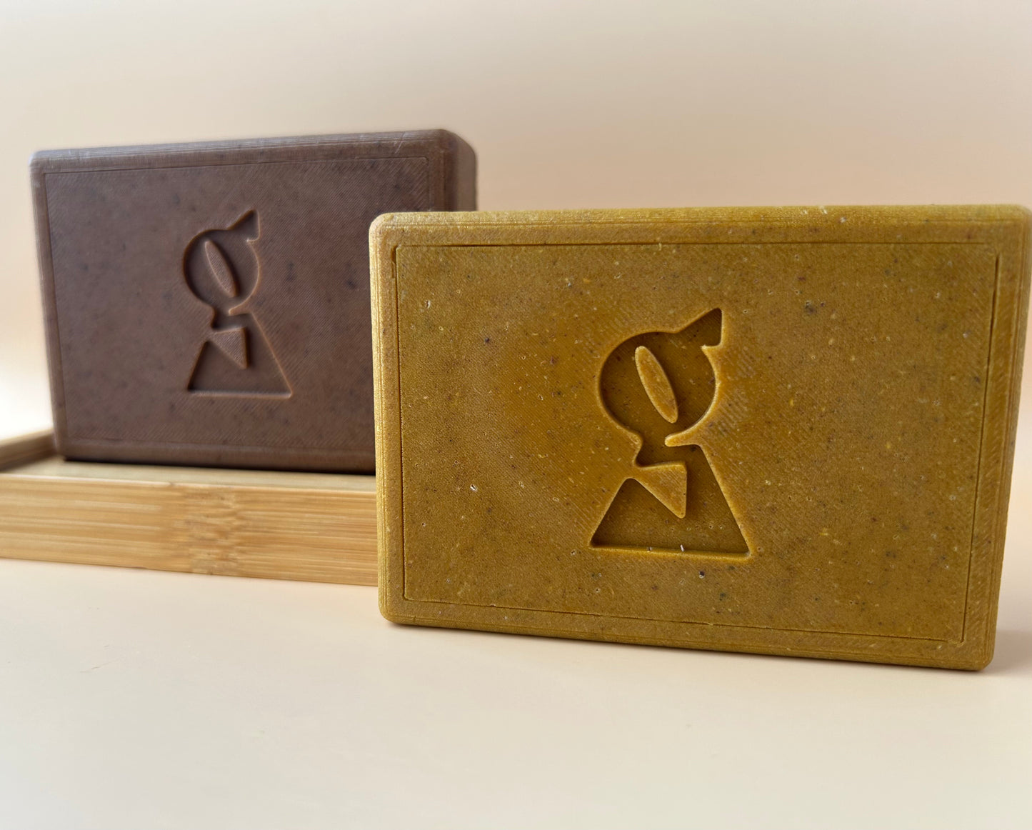 TURMERIC-QASIL AND KOJIC ACID BRIGHTENING BAR